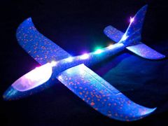 Verkgroup 10 LED letalo iz stiropora 49cm – 3 načini osvetljitve