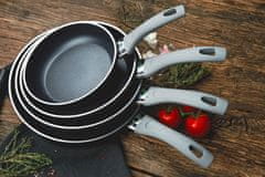 Ballarini BALLARINI 75003-053-0 Vse-namenska ponev, 32 cm, črna, aluminij, pralna v pomivalnem stroju, neoprana površina, primerna za indukcijo in plin.