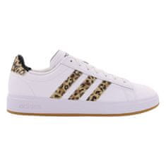 Adidas Čevlji bela 40 2/3 EU Grand Court 20