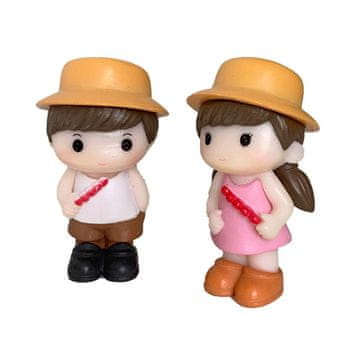 shumee Deklica in fantek ob morju