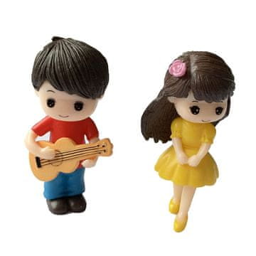 shumee Dekle in fant se zabavata