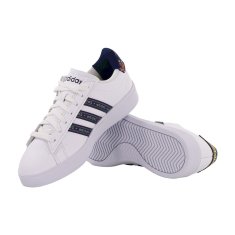 Adidas Čevlji bela 38 2/3 EU Grand Court 20