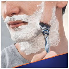 Gillette Ročni brivnik Fusion + 11 glav