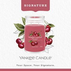 Yankee Candle Dišeča sveča Signature v steklu velika Black Cherry 567 g