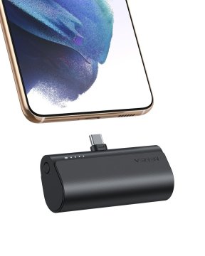 VEGER VEGER powerbank 5000 mAh z vgrajenim priključkom tipa C PD QC3.0 3A 20W PlugOn (W0556/V0556) črn
