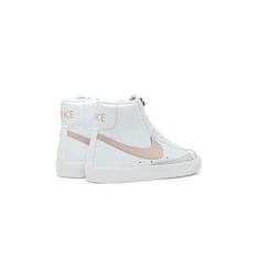 Nike Čevlji 38 EU W Blazer Mid 77