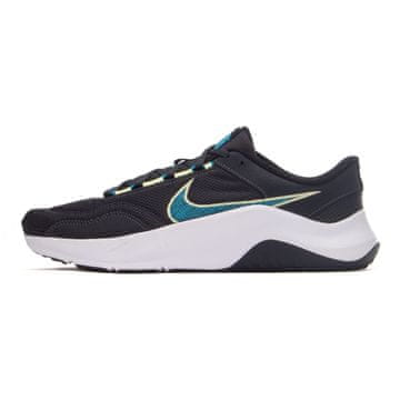 Nike Čevlji črna 45.5 EU Legend Essential 3 NN
