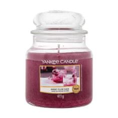 Yankee Candle Sweet Plum Sake 411 g dišeča svečka