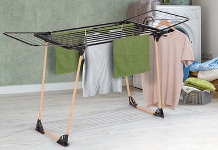 zložljivo stojalo za sušenje perila