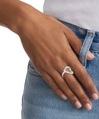Calvin Klein Romantični jekleni prstan Srce 35000439 (Obseg 56 mm)