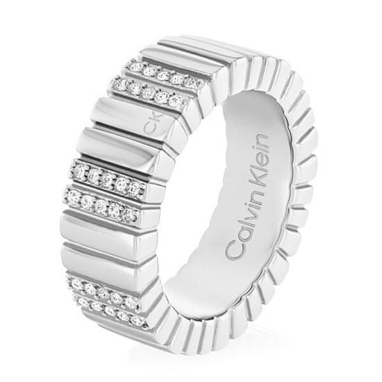 Calvin Klein Modni jekleni prstan s kristali Minimalistična kovina 35000440
