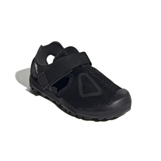 Adidas Čevlji črna Captain Toey 20