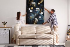 tulup.si Plošča iz plute Temno cvetno 100x140 cm Kovinski zatiči