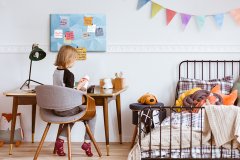 tulup.si Plošča iz plute Trikotni abstrakcija 60x40 cm Barvne zatiči