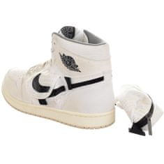 Nike Čevlji bela 42.5 EU Air Jordan 1 Utility