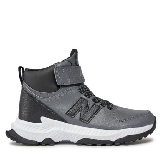 New Balance Čevlji siva PT800TG3