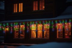 Aga Božična svetlobna zavesa 100 LED barv