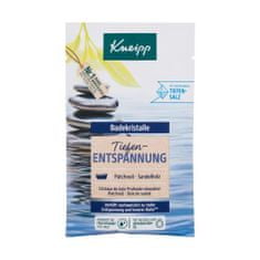 Kneipp Deep Relaxation Bath Salt sproščujoča kopalna sol z vonjem pačulija in sandalovine 60 g unisex