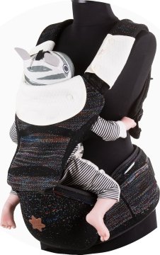 Chipolino Otroška nosilka Hip Star Fly Multicolor Black