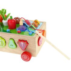 Nobo Kids Montessori sorter Igra Zelenjava Korenje Črvi