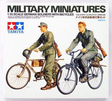 Tamiya maketa-miniatura Nemška vojaka s kolesi • maketa-miniatura 1:35 figure • Level 2
