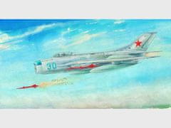 Trumpeter maketa-miniatura MiG-19M Farmer E • maketa-miniatura 1:48 novodobna letala • Level 3