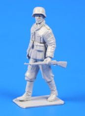 Special Hobby maketa-miniatura German WWII Soldier with mauser 98 Rifle • maketa-miniatura 1:48 figure • Level 4