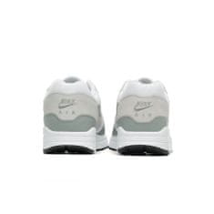 Nike Čevlji siva 42 EU Air Max 1