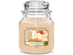 Yankee Candle Klasična dišeča sveča v steklenem mediju Freshly Tapped Maple 411 g
