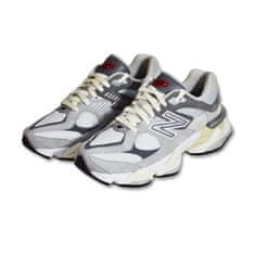 New Balance Čevlji siva 40.5 EU 9060