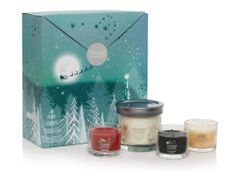 Yankee Candle Darilni komplet: Božični set: 1x sveča v majhni posodi in 3x votivna sveča v steklu 1x122, 3x37g