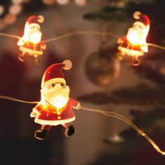 Family LED Božične lučke - Božiček - 2,2 metra - 20 LED - toplo bela - 2 x AA