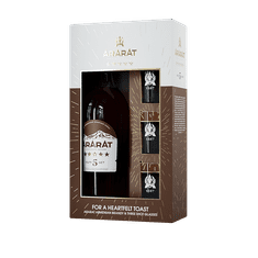 Ararat Vinjak Brandy 5 + 3 kozarci + GB 0,7 l