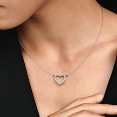 Pandora Srebrna ogrlica Ljubeče srce 590534CZ-45