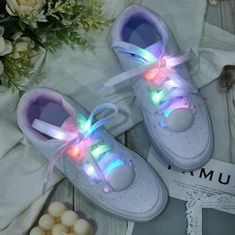 VIVVA® LED utripajoče vezalke za čevlje | LUMOLOOPS