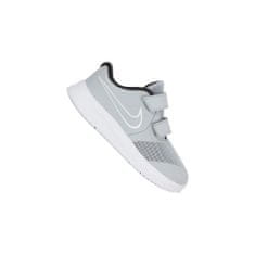 Nike Čevlji siva 19.5 EU Star Runner 2