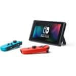 Nintendo Igralna konzola Switch, neonsko rdeča in modra Joy-Con (OLED)