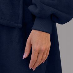TIMMLUX Mehka odeja z rokavi in kapuco / kopalni plašč / vzglavnik / pulover 4v1 ena velikost temno modra
