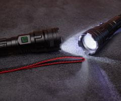 Forever POWER ročna LED svetilka, 700 lum, 3 načini, ZOOM, polnilna baterija, IPX4, USB-C