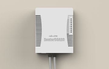 Mikrotik Mikrotik RB951Ui-2HnD hEX PoE žični usmerjevalnik, bel