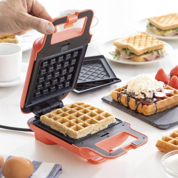 InnovaGoods APARAT ZA VAFLJE IN SENDVIČ 2 V 1 Z RECEPTI WAFFLICHER INNOVAGOODS