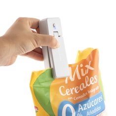InnovaGoods Polnilna tesnilka vrečk z rezalnikom in magnetom Rebasyl InnovaGoods