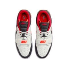 Nike Čevlji bela 49.5 EU Air Jordan Legacy 312 Low