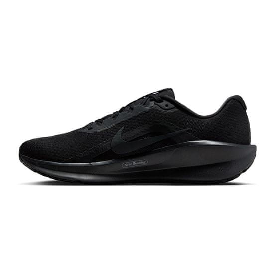 Nike Čevlji obutev za tek črna Downshifter 13