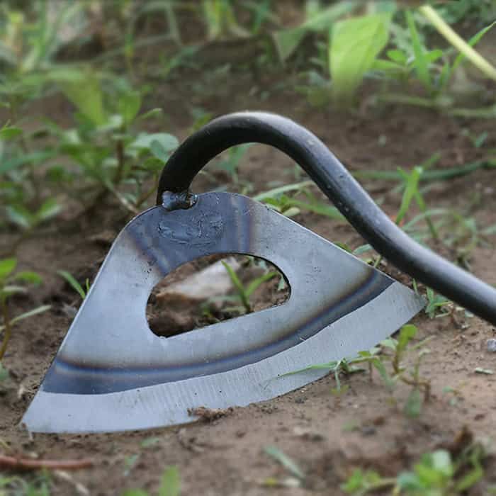 Netscroll Unikatno oblikovana večnamenska vrtna motika za urejanje zelenih površin, ergonomska oblika motike bo poskrbela, da bo vaš vrt precizno oblikovan, brez plevela, rastline pa nepoškodovane, PickGarden
