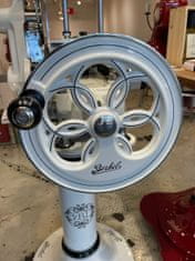 BERKEL Ročni rezalnik Flywheel VOLANO B2 NEW Metalno Bel s podstavkom Ferrari Fuji White - UNIKAT