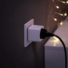 Philips Pametni vtič Hue Smart Plug bele barve