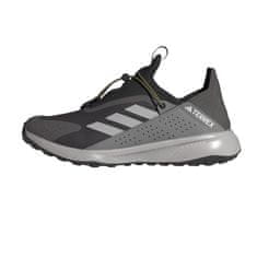 Adidas Čevlji treking čevlji črna 42 EU IE2599