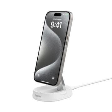 Belkin BOOST CHARGE PRO Qi2 15W magnetno stojalo za polnjenje, preklopno, belo