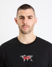 Celio Majica z UFC tiskom L